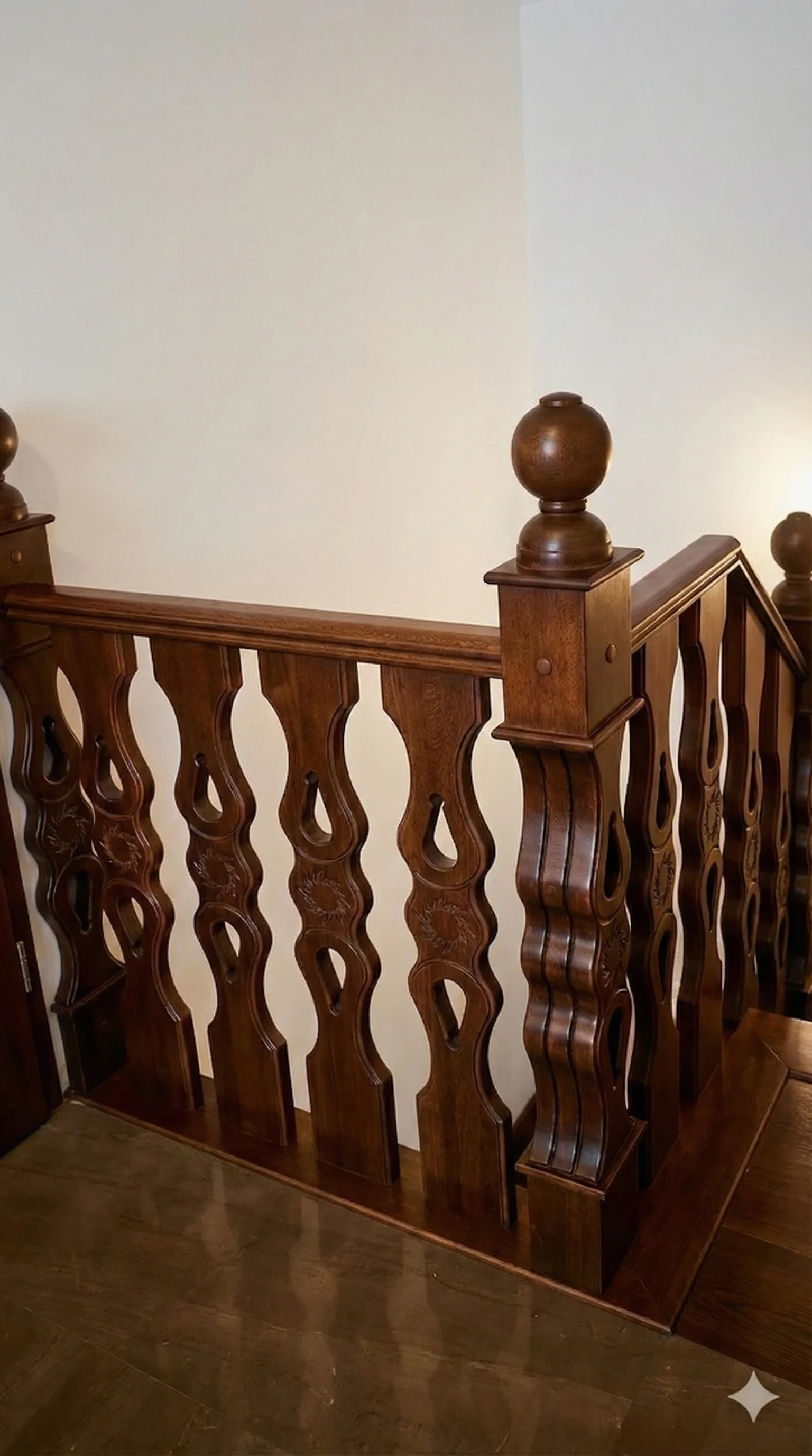 Połączenie bukowych stopni i podstopnic