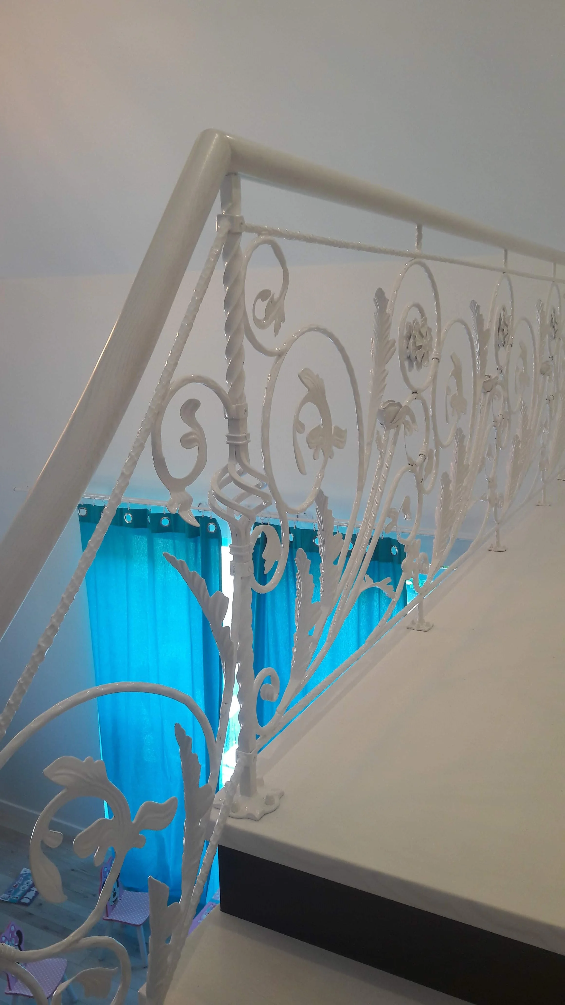 Estica schody gięte - precyzja wykonania