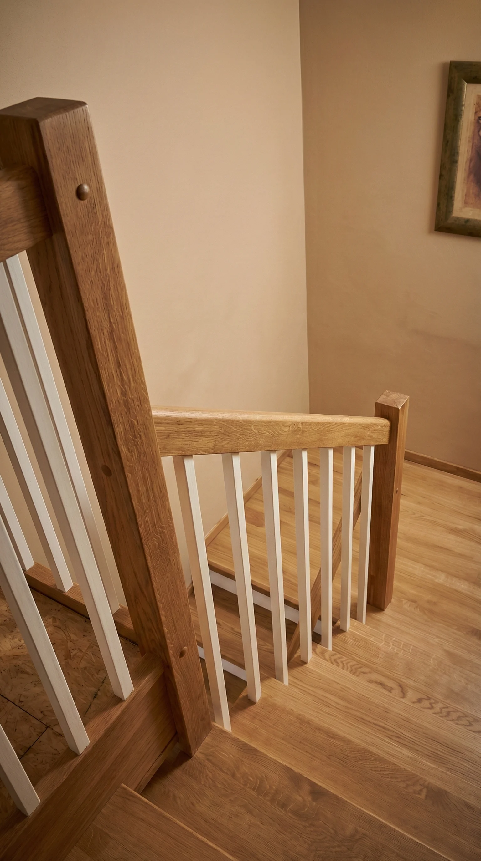 Widok klatki schodowej z góry, realizacja B-31